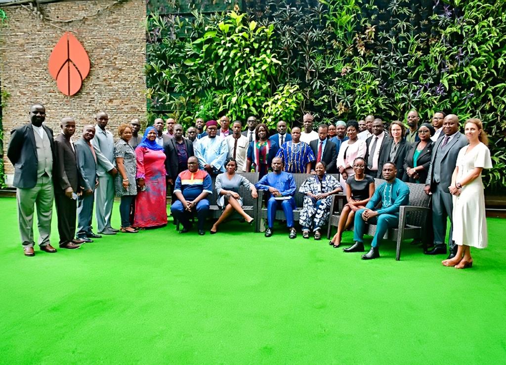 lejepadci's tweet image. Le Directeur Exécutif de Lejepad-Guinée, monsieur Bangaly Camara et le Coordonnateur de Lejepad Côte d'Ivoire, monsieur Fangnariga YEO ont pris part, du 19 au 20 juillet, à l'atelier sur la criminalité transnationale  en tant que membres du WARNOC.
@LEJEPAD @LejepadB