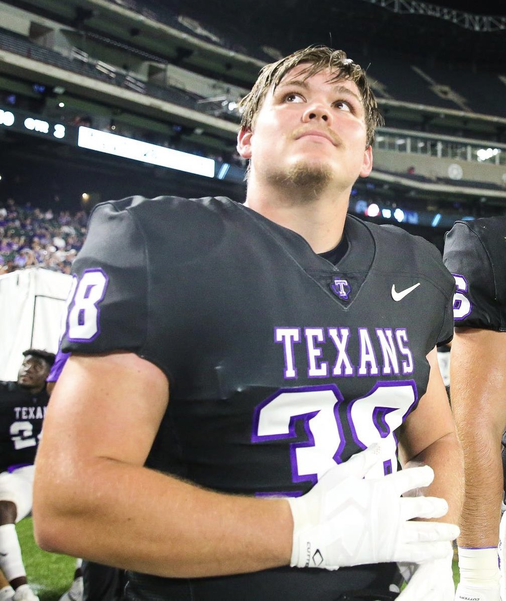 Coach Whitten called this the best group of tight ends the program has featured in years ✍️