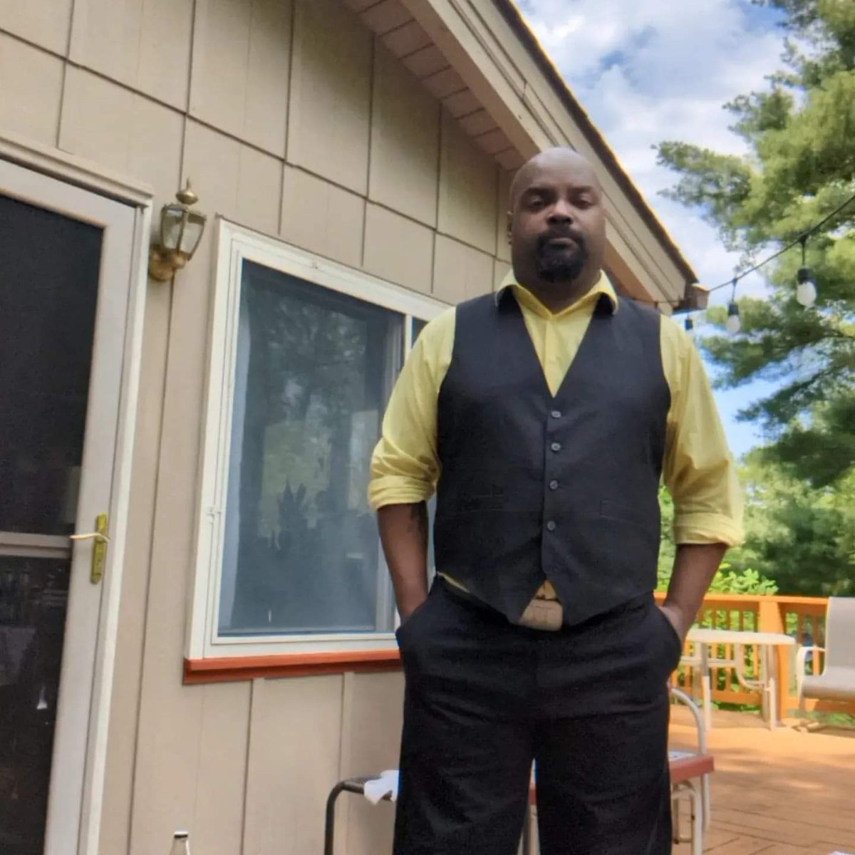 cagedbishopcos's tweet photo. A year ago today I posted Mayor Luke Cage pics and today at SDCC Marvel announces a new Luke Cage mini series tied into the Gang War storyline! SWEET CHRISTMAS! #blerdcosplay #unapologeticallyblerd #blackcosplayer #perceptionblerd #cagedbishopcosplay #blerdcosplayer https://t.co/tzJsaDQhBz