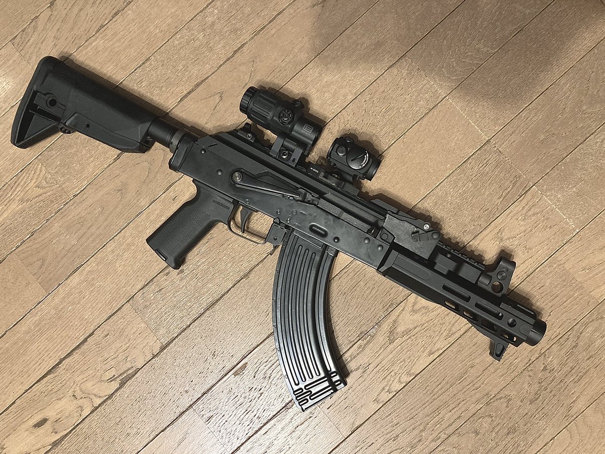 devgru696's tweet photo. SLRはじめました。
#ghk
#dytac
#slr https://t.co/qsm7QduBLR