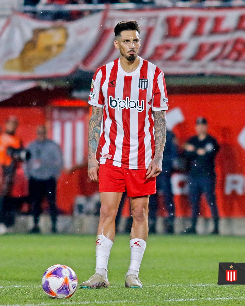 EdelpOficial's tweet photo. Desde el banco y al ángulo. Cosa de cracks. 🎯 https://t.co/4EWfOvfF1u