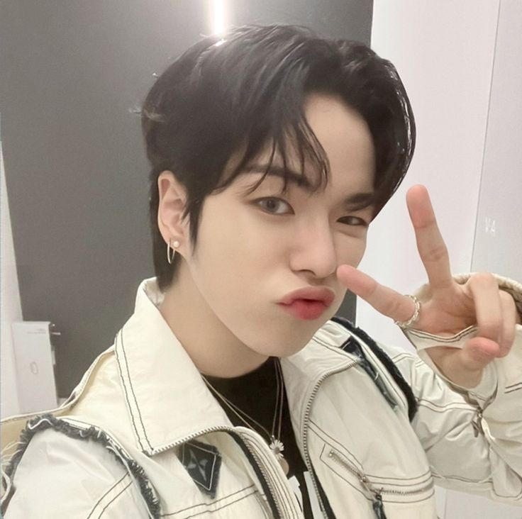 ジェヒョクお誕生日おめでとう🪄❤︎
ジェヒョクにとって幸せな一年になりますように🫧

ジェヒョクペンの方もおめでとうございます👍🏻💘