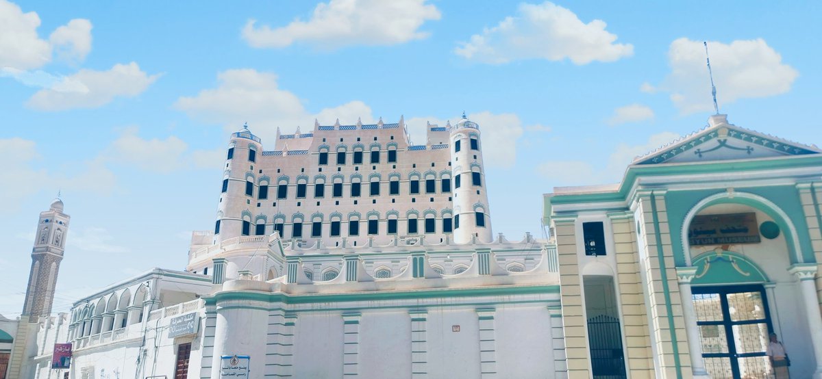 هلا وغلا بالغالي ابو راكان❤️
عين فراش وعين لحاف 
بتنور في #حضرموت 
<a href="/fayez_malki/">فايز المالكي</a>
مرحباً بك 
في #حضرموت 
ستبحر بين الماضي والحاضر