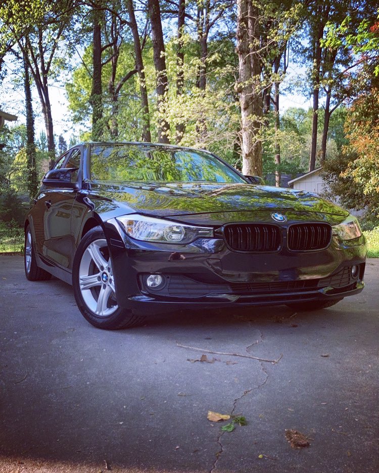 TreeStainTV's tweet photo. I know I’ve posted some Forza screenshots in the past, but here’s my a picture of my daily.

#bmw #f30 #bmwf30 #dailydriver https://t.co/2otC60fodQ