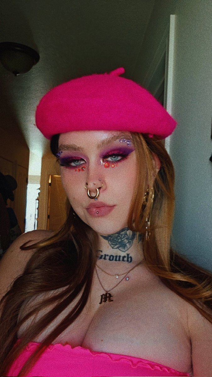 grey.🍉 tweet media