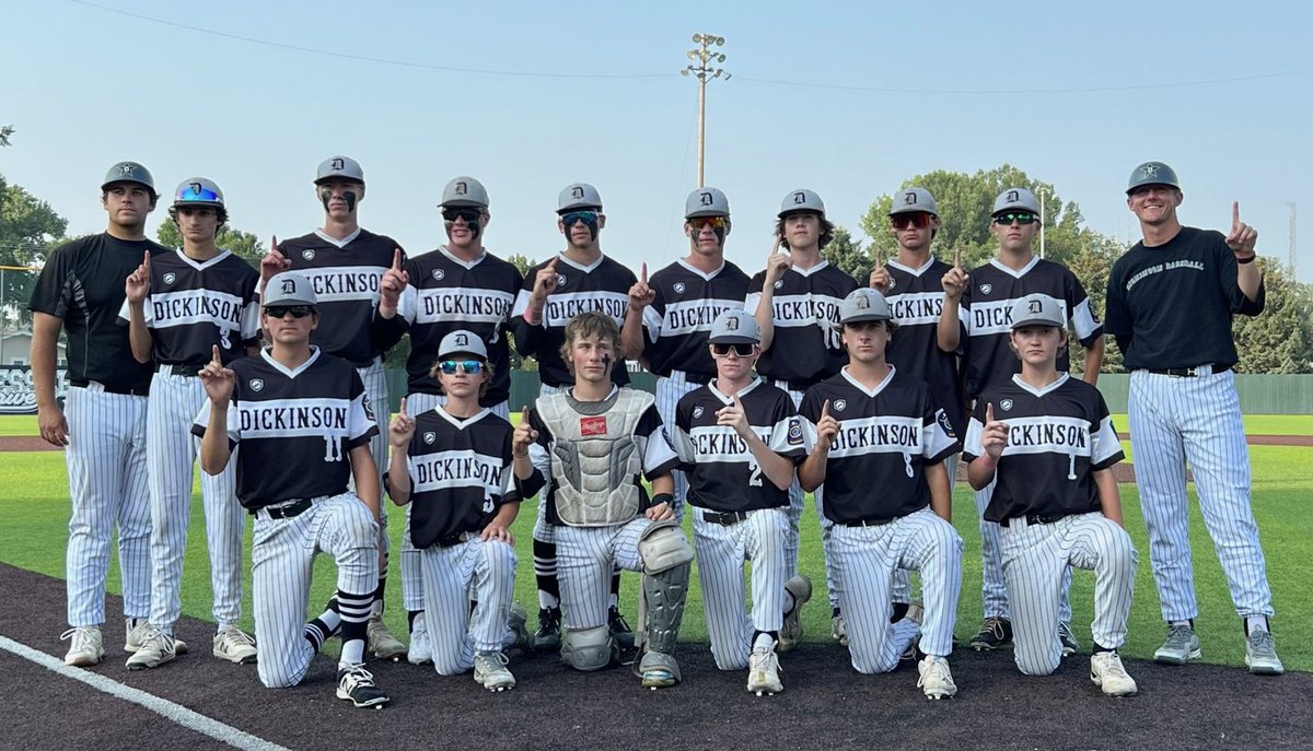 The Dickinson Volunteers are Class A West Region champs!

They sweep their way through the region tournament, and will be the west’s top seed next weekend in Kindred. #NDPreps 

(Photo: @DixRoughriders) https://t.co/ehglerZSKA