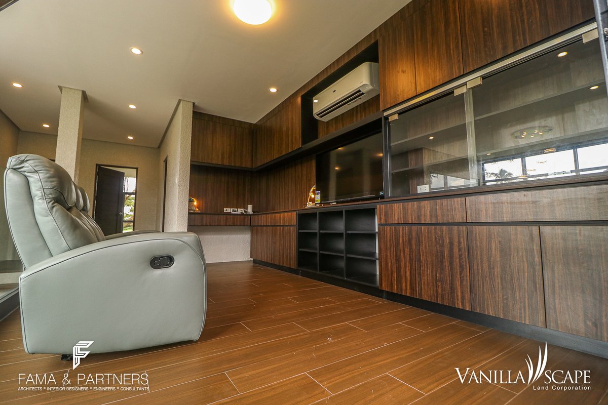 VanAmada2's tweet photo. Sample #HouseDesign we offer at #SummitPoint #LipaCity! In case you are looking for #HouseContratoc or #Builder for your #ModernHome #DreamHome #Lifestyle you may contact me anytime to discuss: +63-915-200-4978! https://t.co/6UysG6llda https://t.co/aZrAlsXm60