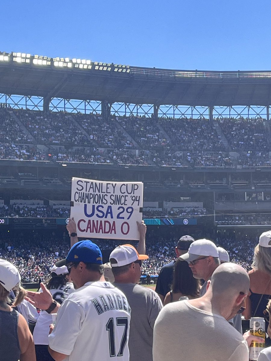 Spittin' Chiclets tweet media