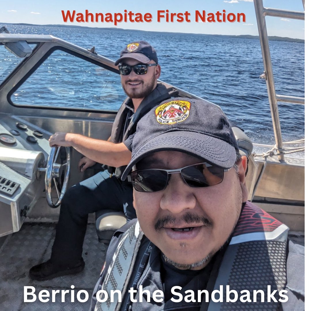 APScops's tweet image. Wahnapitae First Nation - Barrio on the Sandbanks. APS, GSPS, &amp;amp; MNR marine patrol making sure that everyone is having a fun &amp;amp; safe time on the water. #apscops #mnr #gsps #MarinePatrol #concerts