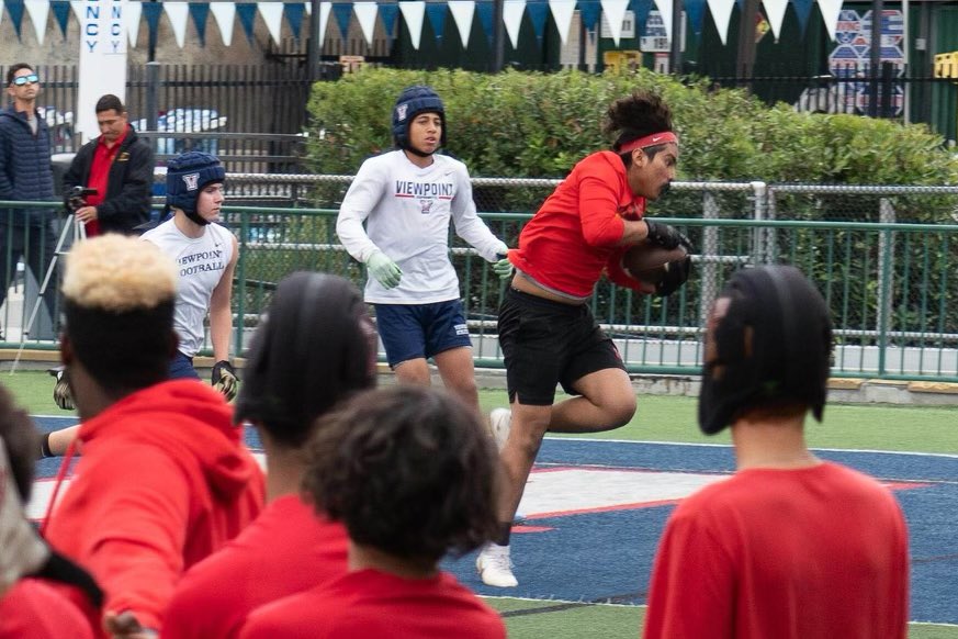 yahir_pruneda's tweet photo. Can’t wait for this season with @Tafttoreadorsfb https://t.co/WMIYIP8fZ8