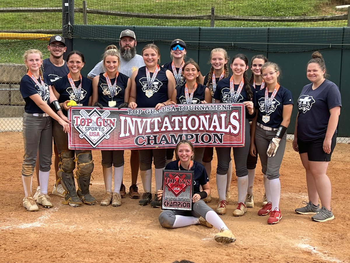 PaytonTodd13's tweet photo. Finished the day as tournament Champions with my FCA teammates. We went undefeated, and out scored our opponents 38-5. Had a good day behind and at the plate, finishing with 8 RBIs. God is good!! @CoachDot_LU @ncsa @coachkfagan  @joycewellhoefer @NCSACoachDaily @EasleySoftball https://t.co/HiHbkzkh96
