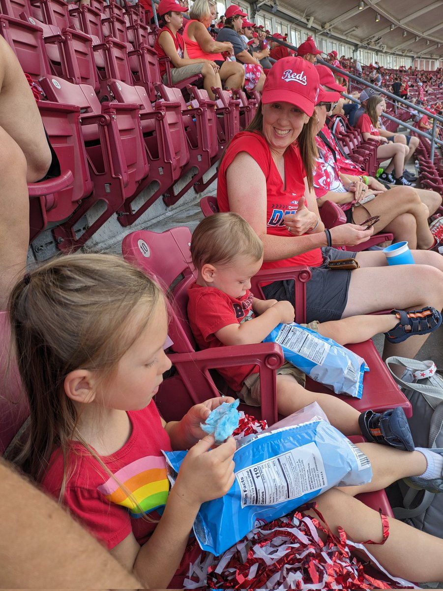 mitch_blanko's tweet photo. A great day at Great American Ballpark thanks in part to @crsrdschurch! 

Currently about comatose from celebrating the Reds win with Skyline Chili. #Cincy #SWOhio https://t.co/c4uESqqnnS