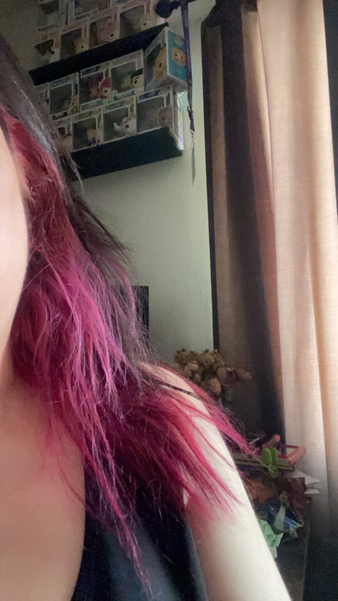 ShesColdBlooded's tweet image. Hi. ♥️
#newhair #redpurple