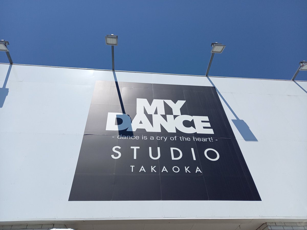 shokichi1988's tweet photo. 夏ですよ。鍛えましょう💪
(と言いながらお試し体験でめっちゃ緊張してるやつ) https://t.co/O50XwGpK1b