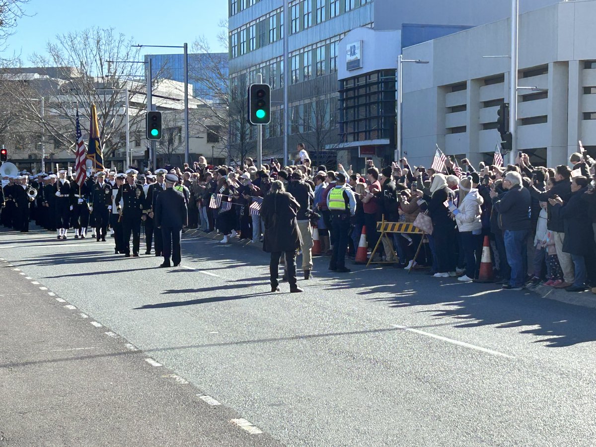 DJPerryman's tweet photo. Great to cheer on the crews of USS Canberra and HMAS Canberra this morning at their historic welcome to their namesake city-Canberra, Australia-‘Down Under’ https://t.co/ToiAEyx9Mm