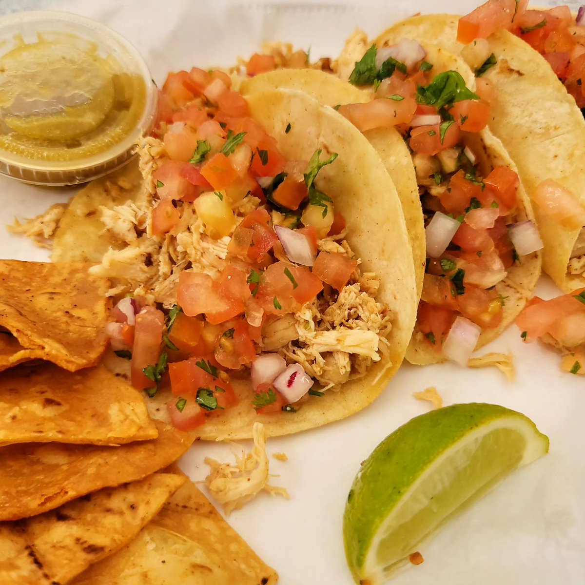 #WeekendVibes 🥥 at #Tacos & #Tequila Fest 🌮 at #Riverwalk #FortLauderdale 🍍🥑 @RiverwalkFTL
& @MODSFTL 🦖🦕

#Coconut #NautiCoconut #RiverwalkFortLauderdale #MuseumofDiscoveryandScience #Food #Foodie #Taco #TacosandTequilaFest #Event #FTL #Lauderdale #Laudy #Museum #Dinosaur