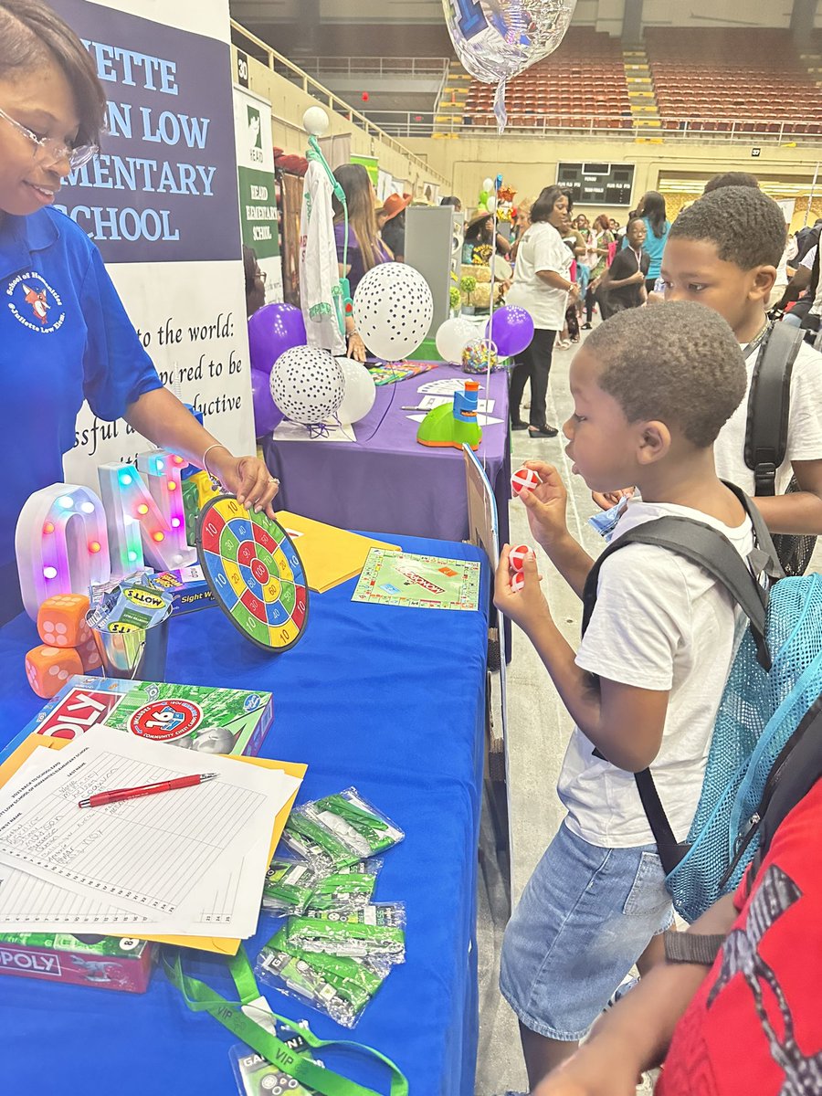 #GameOn 🎮🎲🕹️Scouts! 🦊💙 The joy 🤗 and excitement of Back to School ✏️🚌📓✂️was felt by all at the SCCPSS Back to School Expo. We are #DayOneReady to #LevelUPLearning‼️