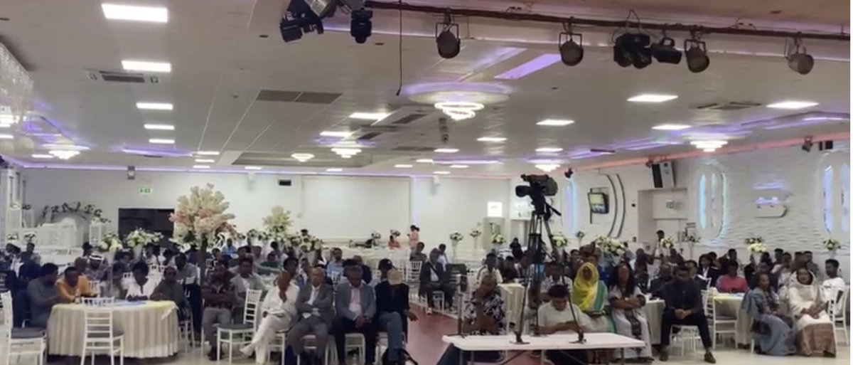 mvreisen's tweet image. Impression of big meeting in #Frankfurt organised to discuss peace of #Eritrea|ns and #Tigray|ans. Eritrea #PFDJ was not involved. Organisers worked with local police. It shows that without PFDJ: meetings are non violent, peace is possible, people can deliberate important things