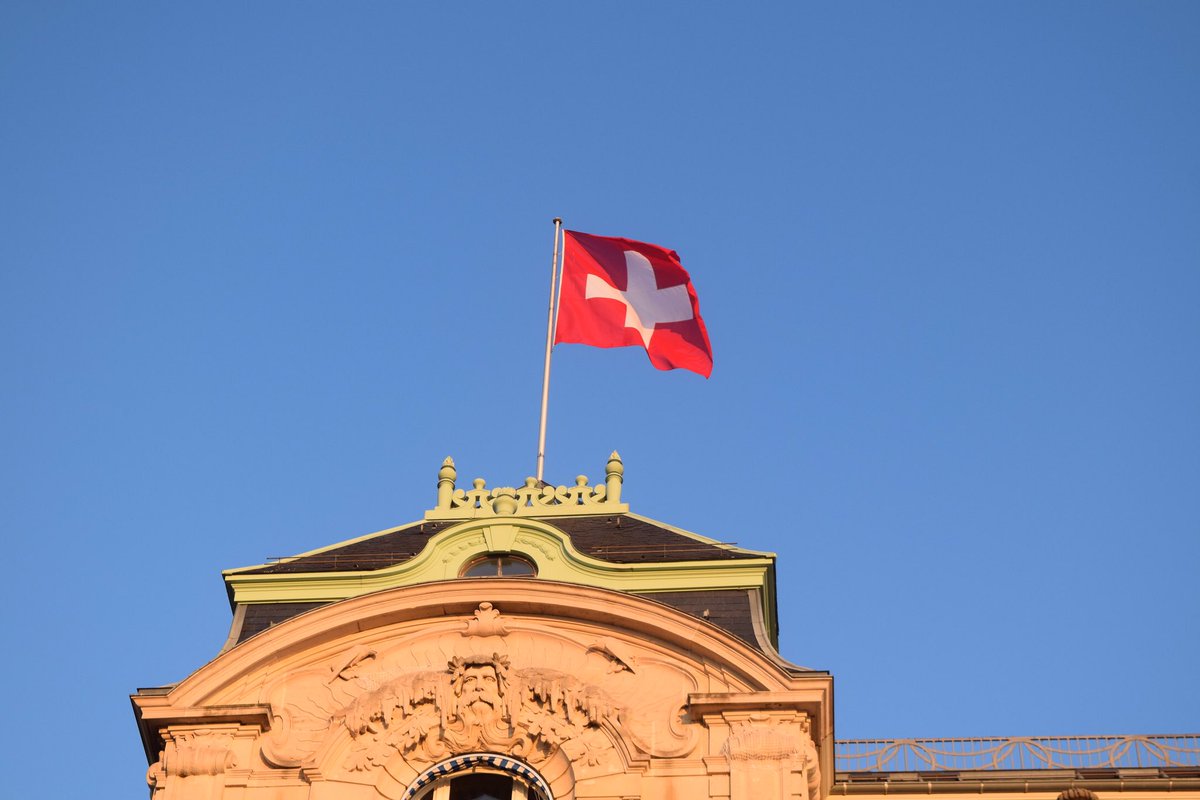 Elizabcullen's tweet image. Traveling on mainland Europe and looking for a city packed with lots to see, consider 
Zurich, Switzerland travelgemsandmishaps.com/zurich-switzer… via @elizabcullen

#blogger #blogges #travelblog #travelbloggers