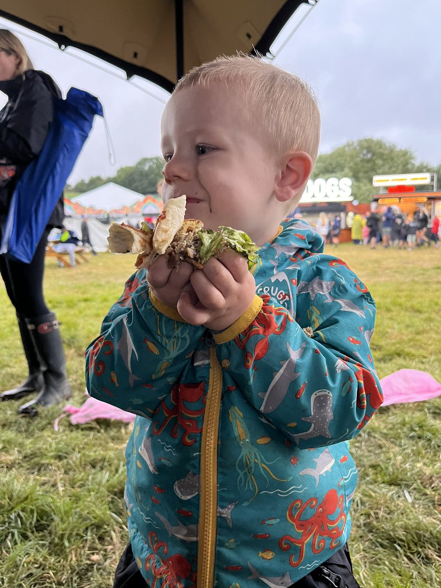 Smorg54's tweet photo. Well done @StandonCalling - we’re having a great time, even in the pissing rain! https://t.co/7Xp9KTGDob
