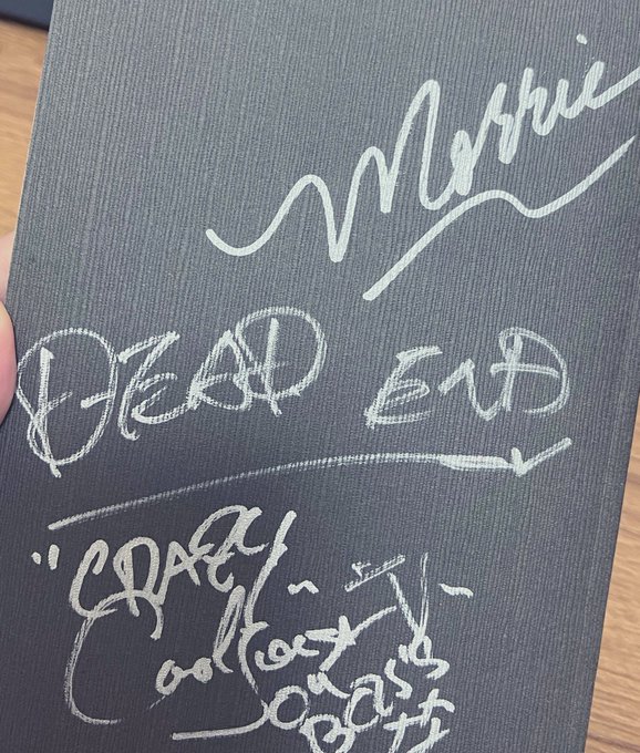Dead endのMorrieとCool Joeのサイン! YOUちゃんのヘビ子も見れた。