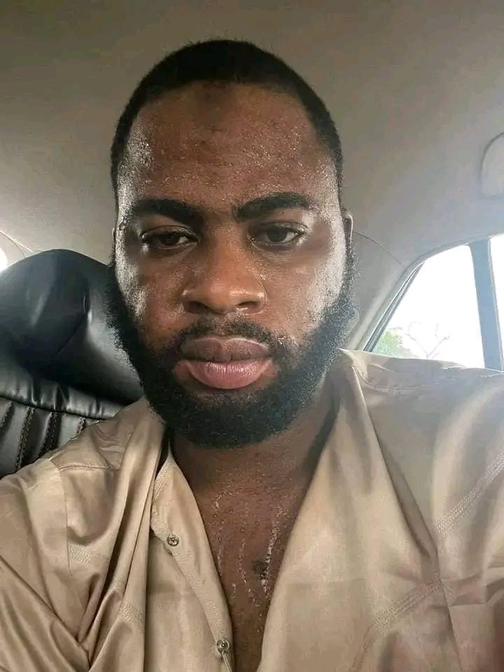 Globallinkup4's tweet image. Skitmaker, Trinity released on bail

Ibadan-based Prankster, Abdullahi popularly called Trinity has been released on bail after spending almost 4 weeks in Agodi Correctional Centre over a viral skit video with a minor.

#trinityguy #trending #NaijaBoostPlug #news #naija