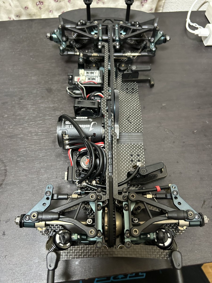 8RCchannel's tweet photo. 製作案件のMTC2R完成しました♪
無印の物との違いをチェックしながら組めたので結構勉強になりました。
後日動画に致します。乞うご期待!
#MTC2R
#無限精機
#製作案件 https://t.co/S0jsUUj8GI