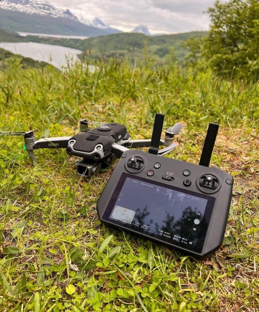 coalakida's tweet photo. Phantomrain Wet Suit for your drone are a game changer , fly in the pouring rain.  land on the water. https://t.co/6tqxXuKKYK