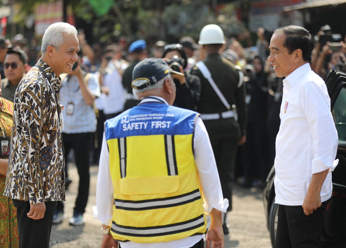 Kita gas pol untuk perbaikan infrastruktur jalan. Apalagi cuaca sangat mendukung, perencanaan sudah matang dan anggaran sudah kita siapkan. Salah satunya peningkatan ruas jalan Surakarta - Gemolong - Purwodadi ini utk meningkatkan aksesbilitas pelayanan antar wilayah dgn nilai