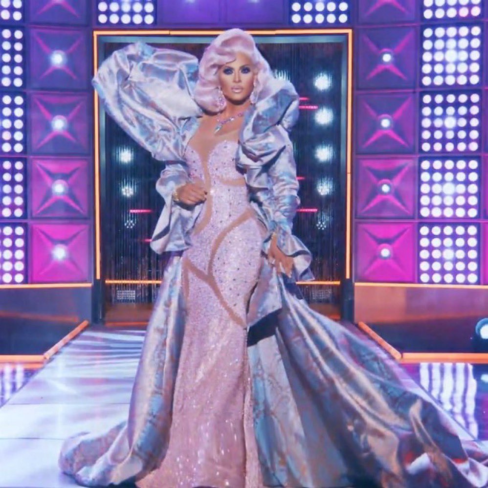 They slayed the finale runway honestly just perfection 🥹✨😍!!! #AllStars8 #DragRace