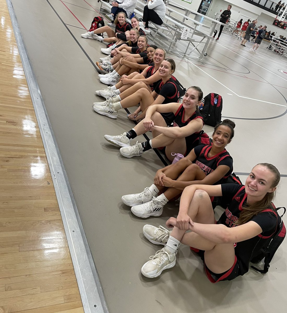 Minnesota Stars 2029 Gold tweet media