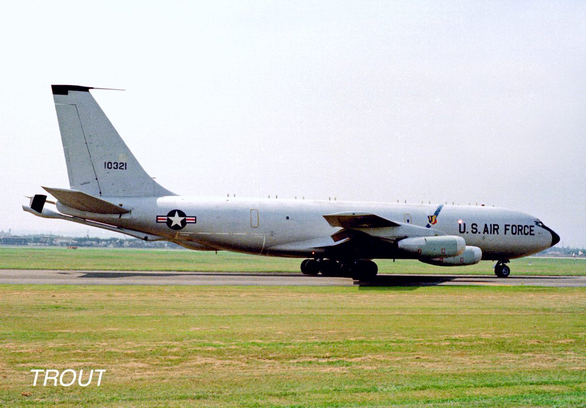 TROUT92241176's tweet image. #KC135  KC-135 10321  パイレーツおじさんのKC撮ったど〜〜！・・・って昔のダッチュゥの！😵‍💫
KC-135AⅡ  10321  1976年8月横田基地