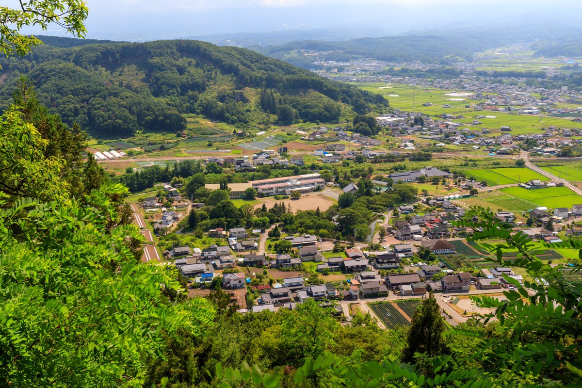 keykanonair's tweet photo. #龍岡城跡 ちょっと分かりづらいけど五稜郭。函館だけじゃないらしい
#雨川砂防ダム 水が青くて綺麗 
#大仁田ダム は今日も吐いている
#御荷鉾スーパー林道 展望台

うん。今回も曇りだ！ https://t.co/NnBCtaHCd1
