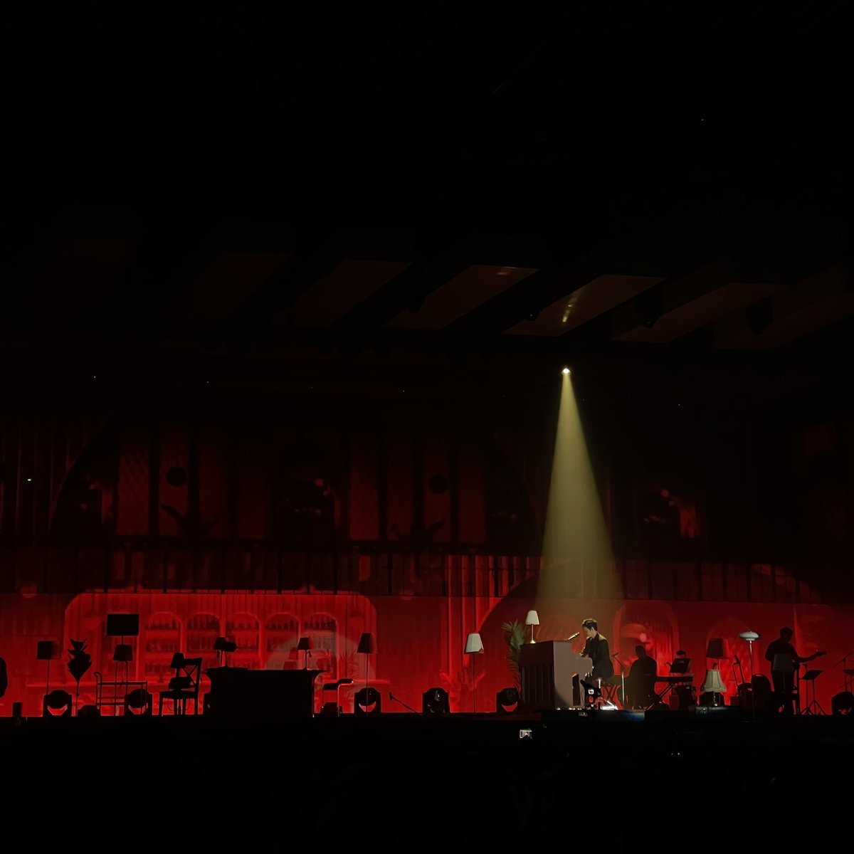 eveningcolour's tweet photo. #pianoandithefirstconcert  🌇 https://t.co/Q4ydbejMZM