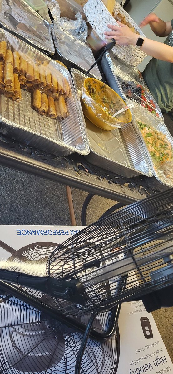 TrillCajun's tweet photo. @Sequisha #FanBlown food round here, son. https://t.co/b51leoA3TH