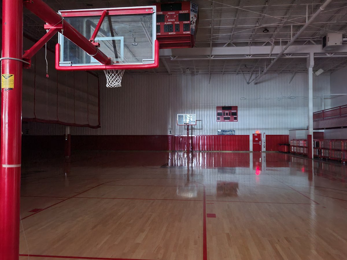 KyleNeddenriep's tweet photo. Had to stop by and see the Spiece Fieldhouse today before it goes full pickleball courts. https://t.co/5FKszbAaug