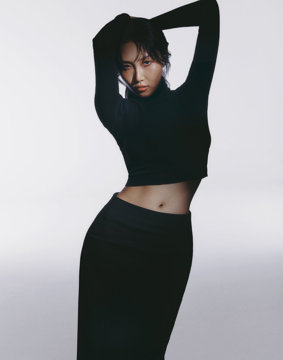 OfficialPnation's tweet photo. [Hwa Sa]
#HwaSa #화사
#PNATION #피네이션 https://t.co/AsZeHc24AK