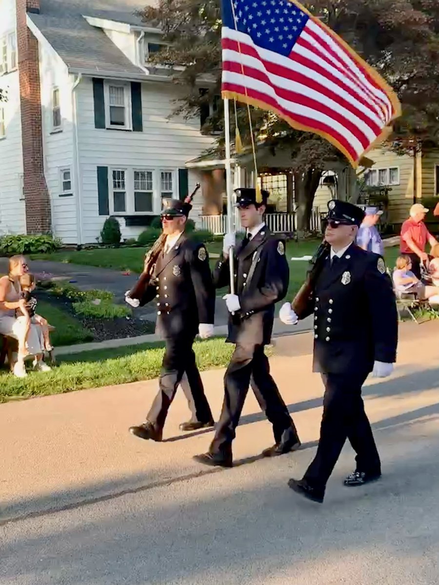 pittsfiredept's tweet photo. Tonight members of our Department participated in East Rochester’s Fire Department Field Day Parade.  Congratulations East Rochester Fire Department on 125 years of service to your community! https://t.co/1xyh0iDFIy