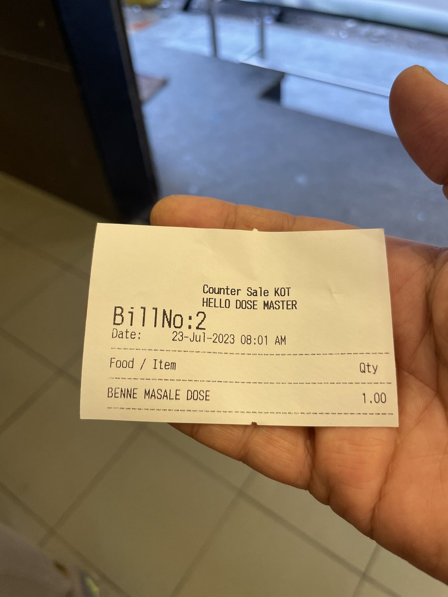 tindipothas's tweet photo. Token no 2: Benne Masale Dosae 
.
.
📍Hello Dose Master , N R Colony , Basavanagudi.

#masaledose https://t.co/7oZ3GINoiA