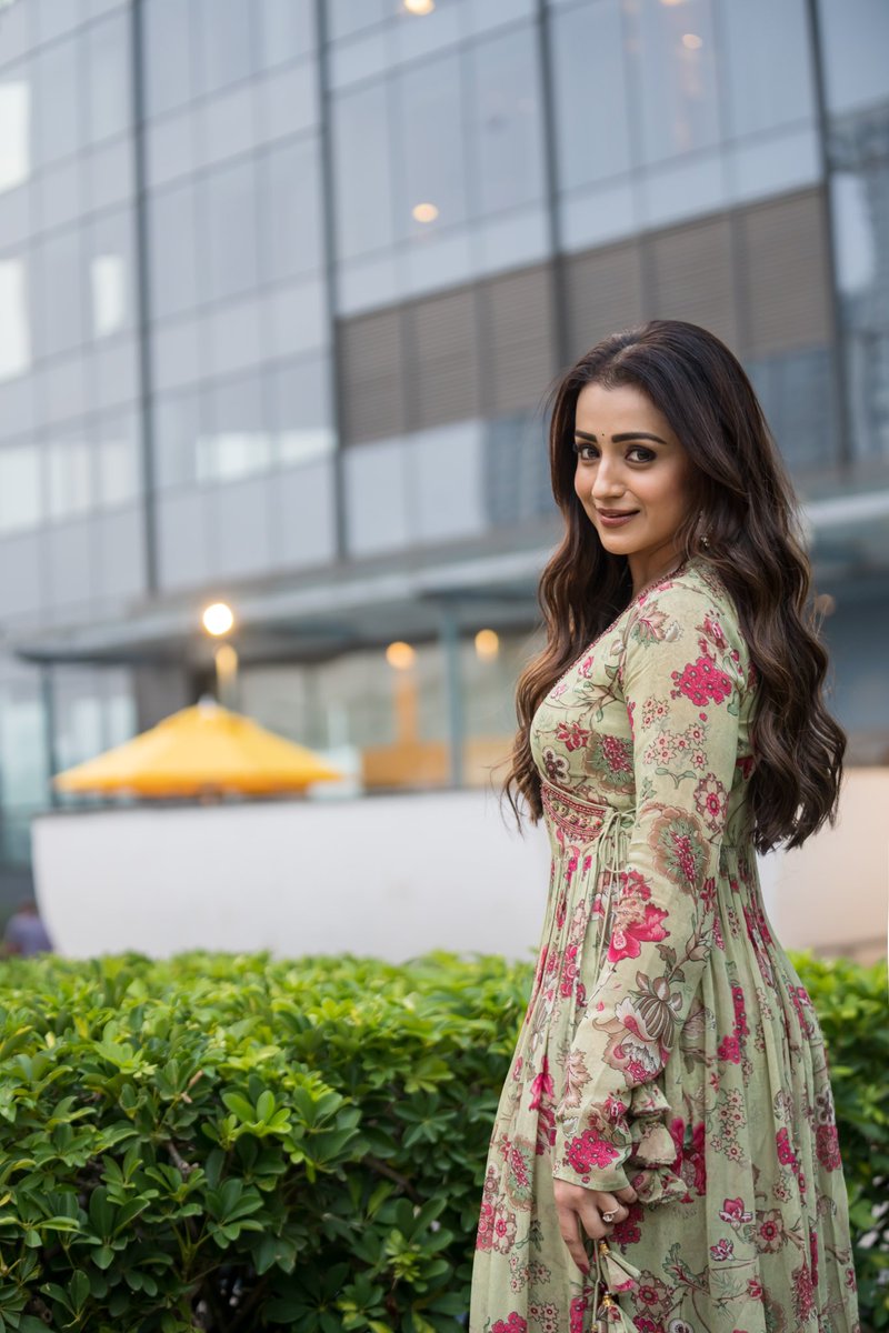 2Pentertainment's tweet photo. #TrishaKrishnan #Pentertainment https://t.co/JQxmIOJCTm