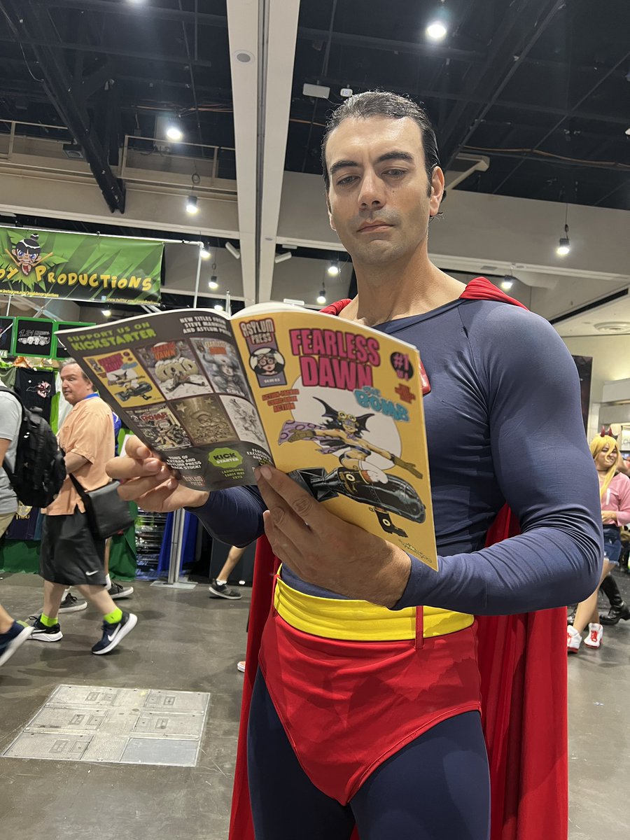 FrankForteArt's tweet photo. Superman reads Fearless Dawn @stevenmannionFD Asylum Press/Frank Forte booth 1429 - stop by for amazing #comicbooks #enamelpins #stickers and fine art #prints #horror #SD_Comic_Con @ComicCrusaders @TheComicon @Comic_Con #sdcc #sdcc23 #sdcc2023 #comiccon @ThatChrisGore https://t.co/xeDSQRVyVl