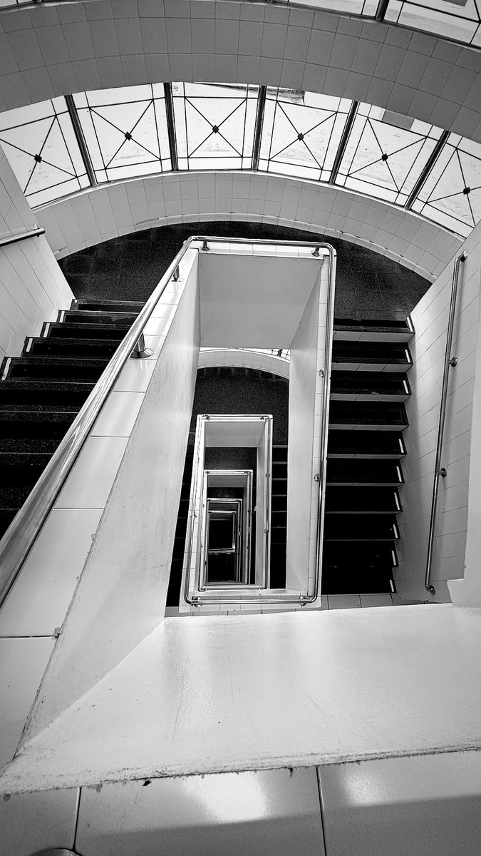 #art #stairs #infinite #pty #bnw #Panama