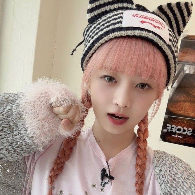 yiiyoan's tweet photo. day 2 🗯️

hi, i'm yona ! i'm looking for interactive moots !

☆ not new to #stantwt
☆ she/her, filo, minor, intp
☆ i'm a dive, tokki, engene, swith, zerose, and fearnot 🎧
☆ any fandoms are welcome  <3

 —♡ / ↻ are vv appreciated. tysm  ! 🩷 https://t.co/sE8hvas3Eh