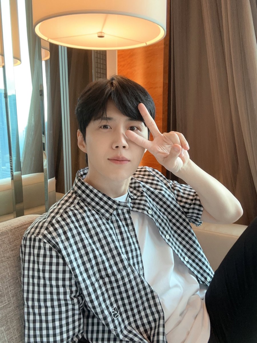 yeppo_508's tweet photo. 아니 김선호 사람이 어쩜 이렇게 말랑 강아지임 ? ㅜ https://t.co/YDBMPnCgGF