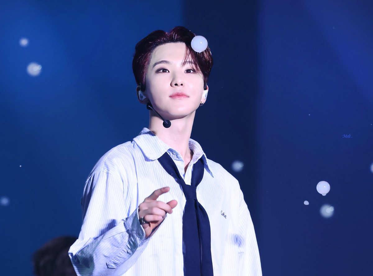 Melt_hoshi's tweet photo. 230722 FOLLOW 서울 HQ

𝙋𝙖𝙣𝙜💙
동화의 한 장면 같은 예쁜 순영이💙

#세븐틴 #SEVENTEEN
#호시 #HOSHI #ホシ https://t.co/zNP5FazFZo