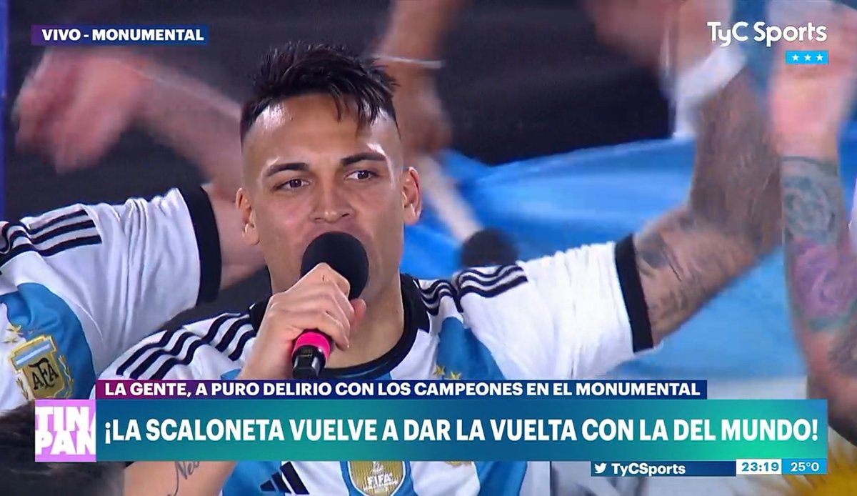 enfermaxRacing7's tweet photo. Voy a hacer un hilo de las fotos que tengo de Lautaro Martinez pq no puedo tenerlas todas en la galería 🤦🏻‍♀️ https://t.co/ruDAfL2Ubr