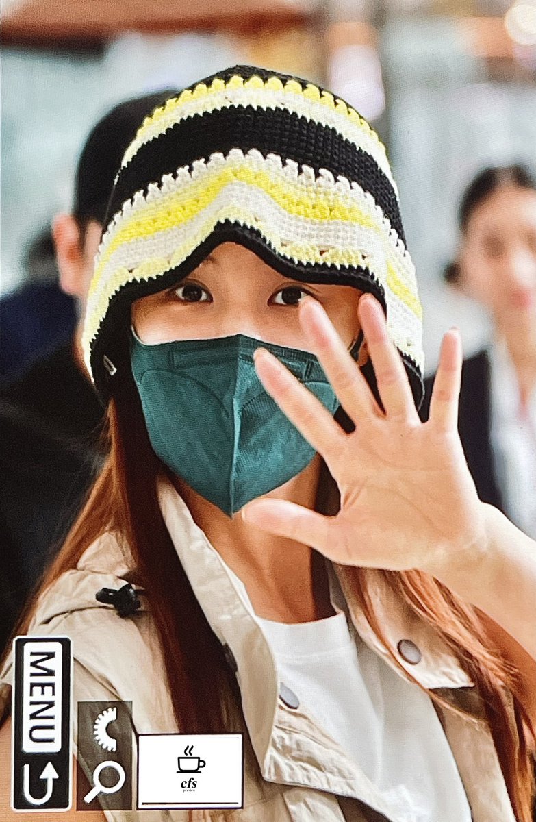 coffeeshot125's tweet photo. 230723 #유리 -BKK ✨

#YURI #소녀시대 https://t.co/fwdy8yQofV