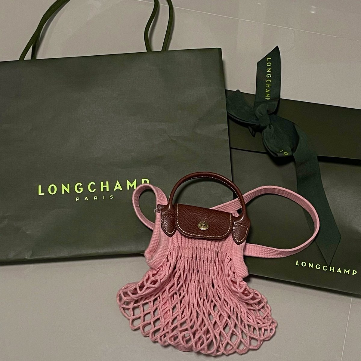 Gagagip's tweet photo. ส่งต่อ longchamp  filet ไซส์เล็ก ของแท้ ไม่มีตำหนิ   อปก: ถุง 1,500 รส  น่ารักมากก

#ส่งต่อlongchamp #longchampthailand #longchamplepilege #ส่งต่อlongchampแท้ #ส่งต่อกระเป๋าแบรนด์แท้ #มือสองของแท้ #ส่งต่อเสื้อผ้ามือ2 https://t.co/HCkofhrGS3