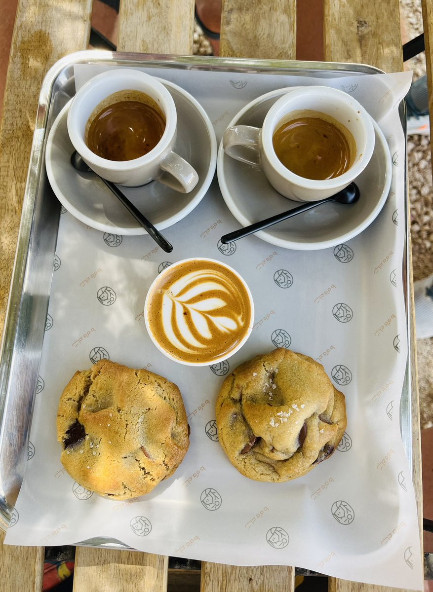 MTJM89's tweet image. Coffee ☕️ Cookies 🍪 Company @paul_stretch #TheSimpleThings