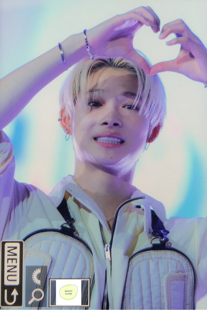 nrkdaily's tweet image. teef 😭  #NI_KI #니키 #ニキ